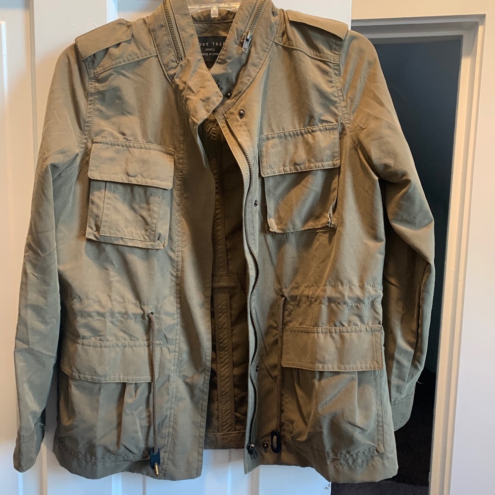 New Never Worn Olive Green Military Style Jacket Small